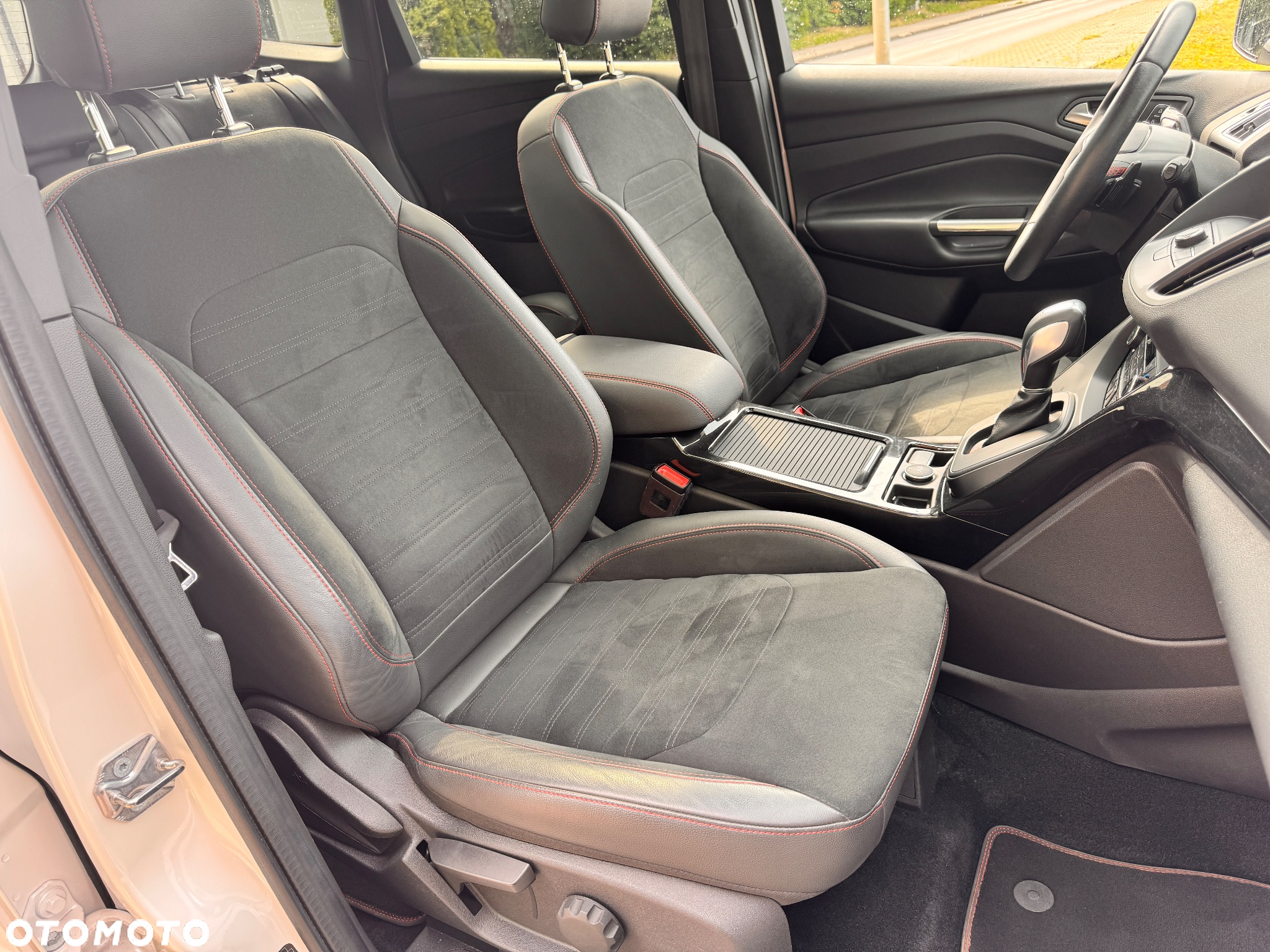 Ford Kuga 1.5 EcoBoost 4x4 ST-Line - 21