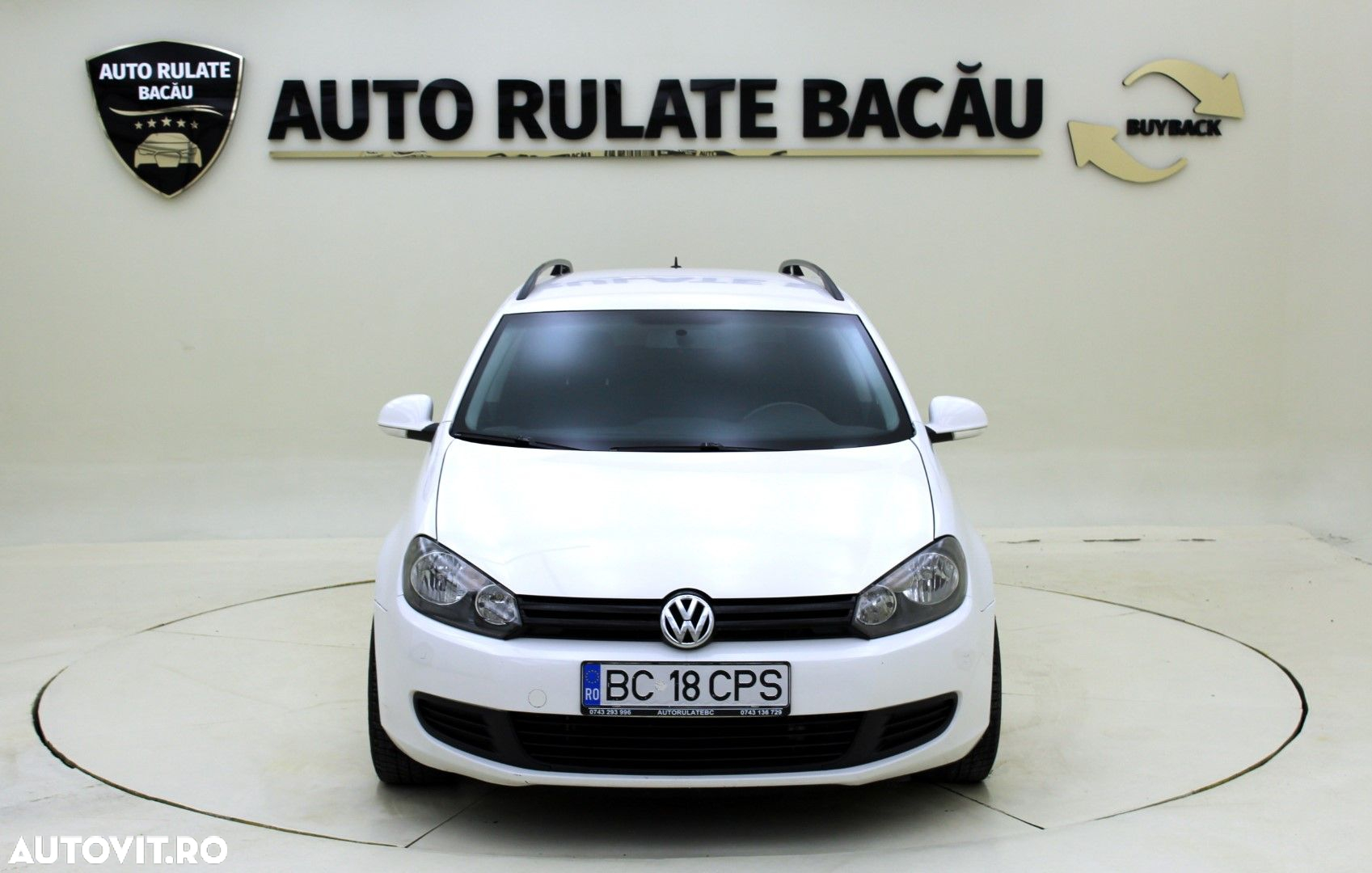 Volkswagen Golf - 10