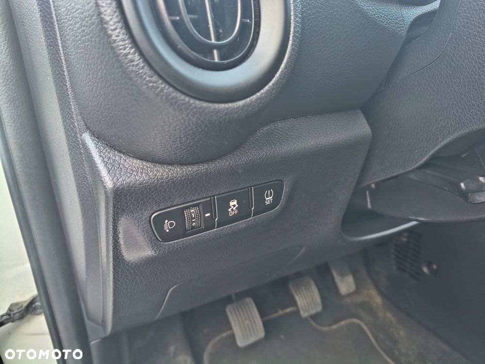 Kia Picanto 1.0 Attract - 23