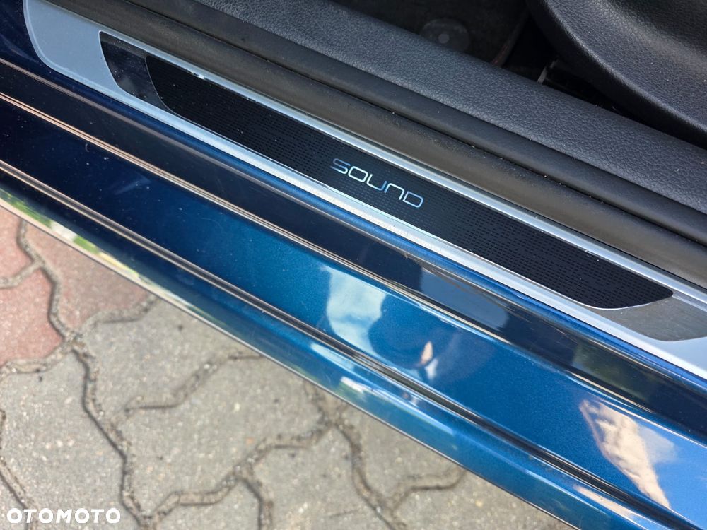 Volkswagen Polo 1.0 Blue Motion Technology beats - 9