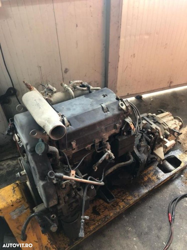 Vand motor Iveco Daily 2.8 cu pompa de inalte an 2004 - 1