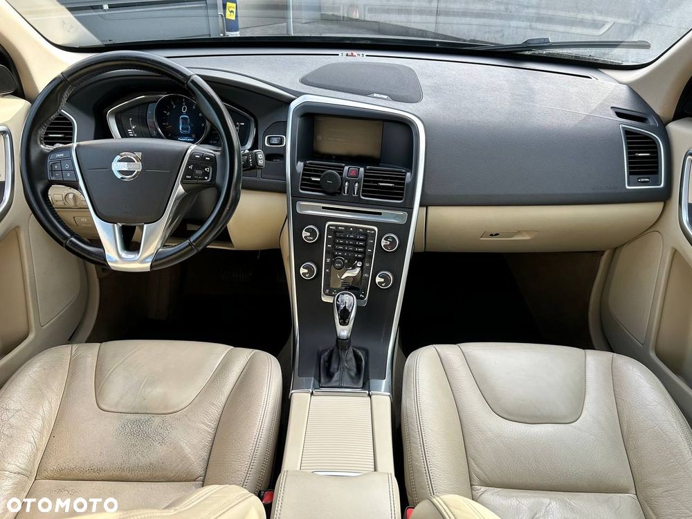 Volvo XC 60 - 10