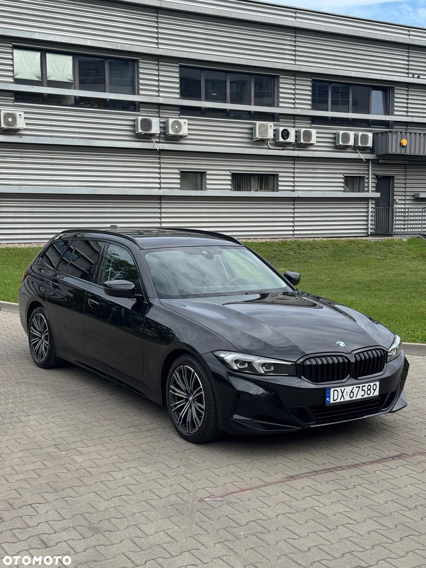 BMW Seria 3 318d Touring - 2