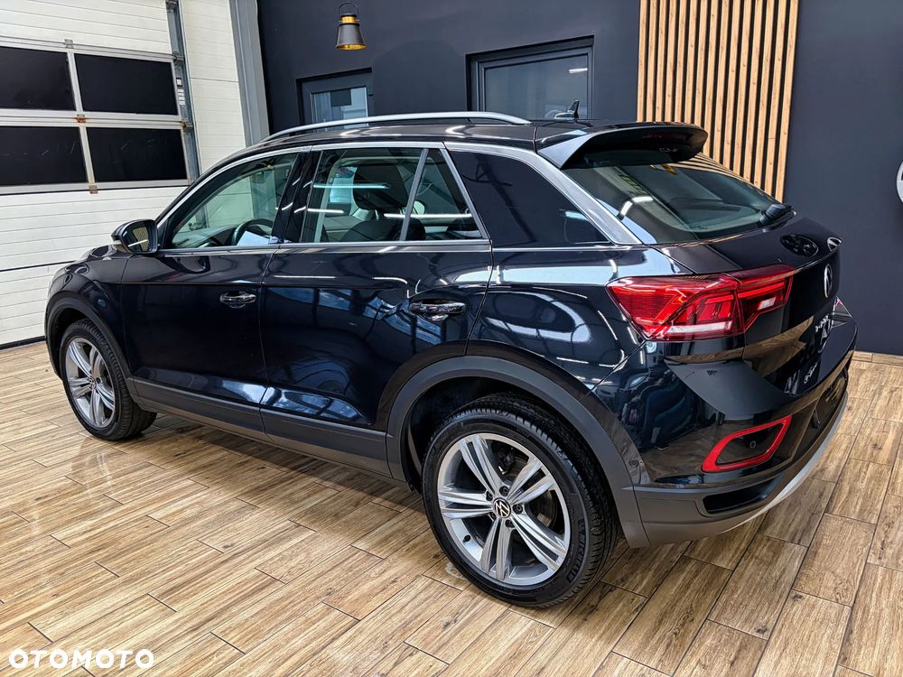 Volkswagen T-Roc - 10