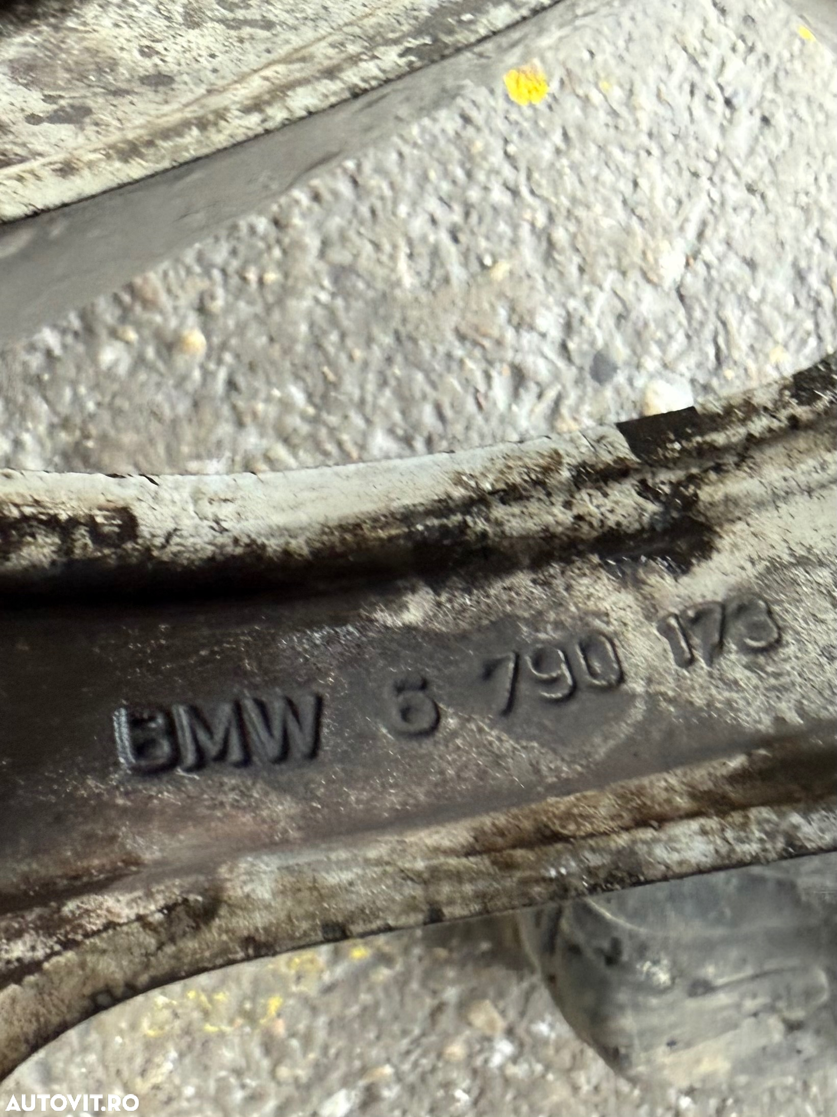 Vând jantă roată completă cu anvelopă 245 45 R18 style 328 R18 originală BMW Janta aliaj usor - V-Spoke 328 - Argintiu (Silver) - 8Jx18 ET:30 - BMW Seria 5 F10 F11, Seria 6 F06 F12 F13 - 5
