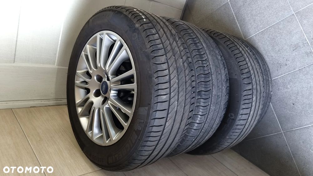 Ford Kuga 2.0 TDCi Titanium - 36