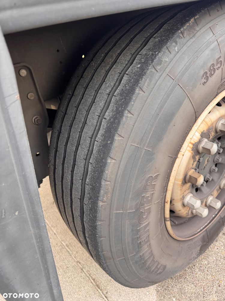 Schmitz Cargobull SCB - 4