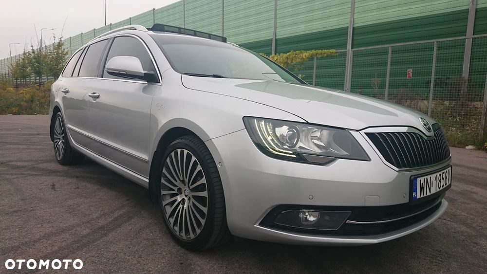 Skoda Superb 2.0 TDI 4x4 L&K DSG - 2