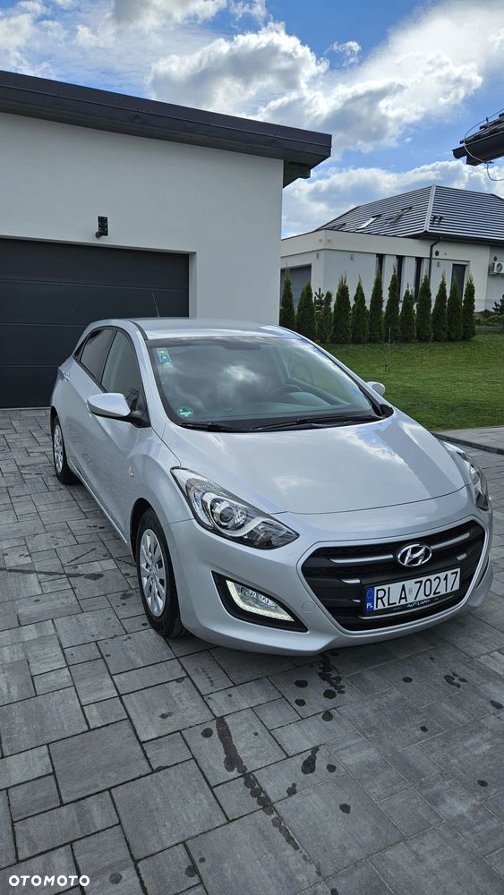 Hyundai i30 1.4 BlueDrive Comfort - 23