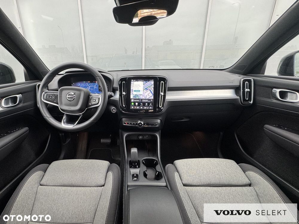 Volvo XC 40 - 32