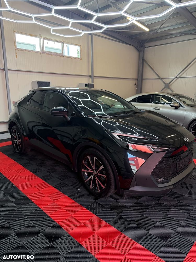Toyota C-HR - 3