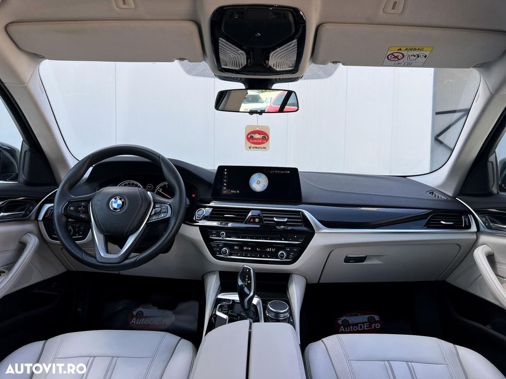 BMW Seria 5 520d Aut. Luxury Line - 7