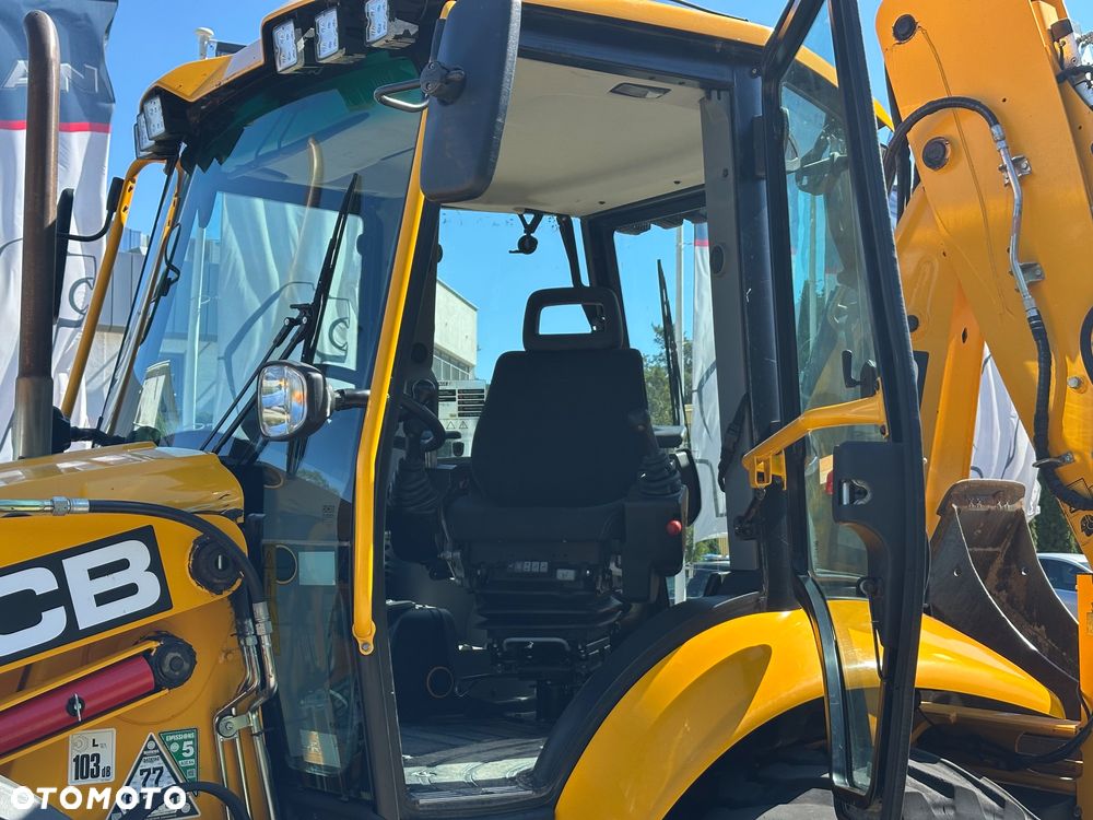 JCB 4CX Advance Easy Control PRO - 12