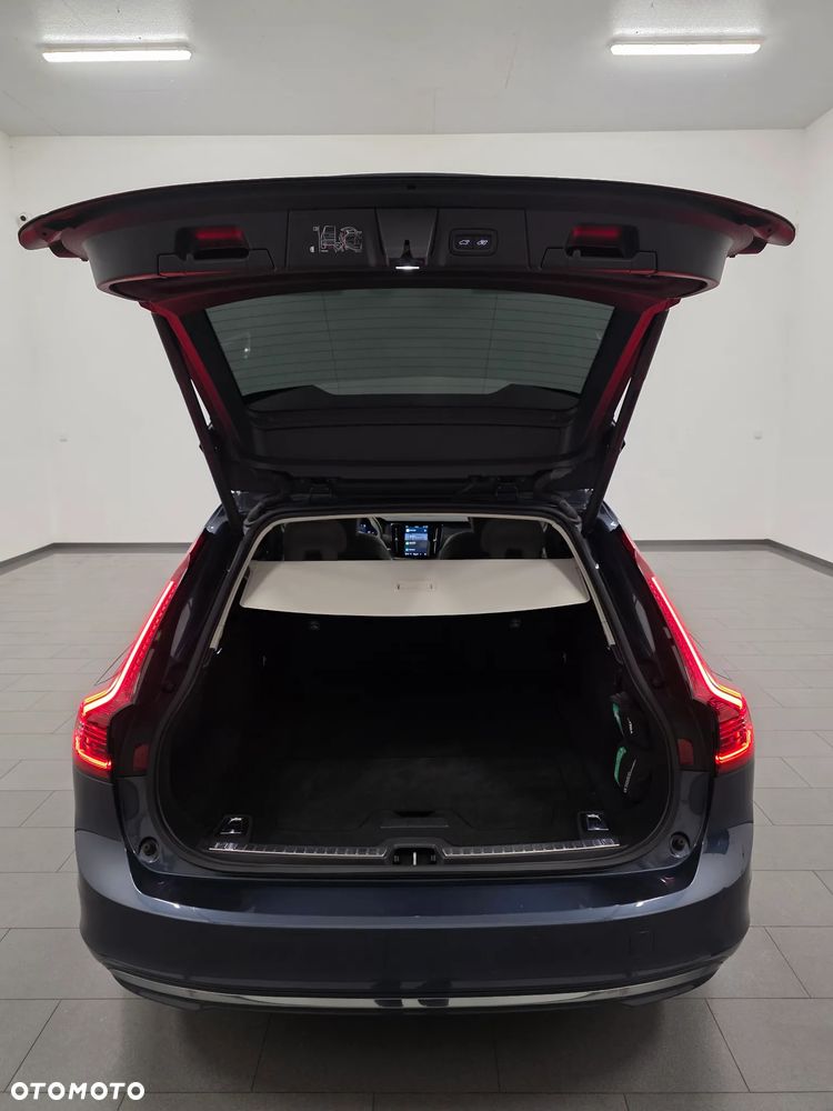 Volvo V90 D5 AWD Inscription - 38