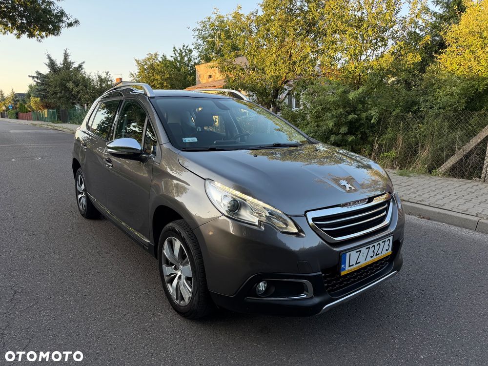 Peugeot 2008 1.2 Pure Tech Allure S&S - 3
