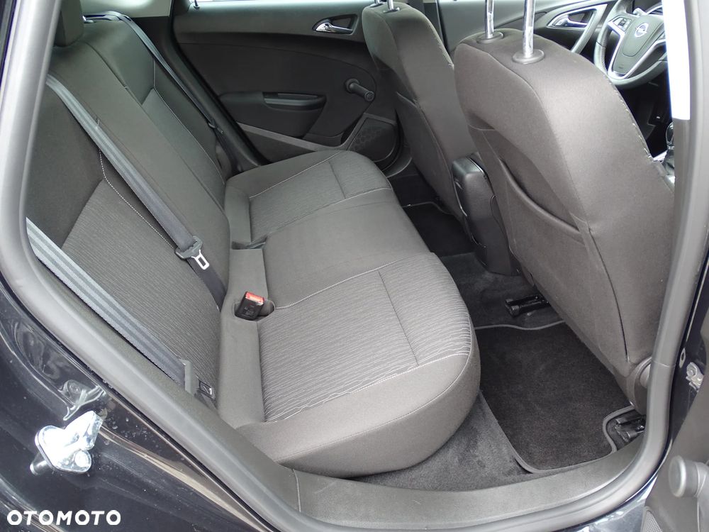 Opel Astra - 18