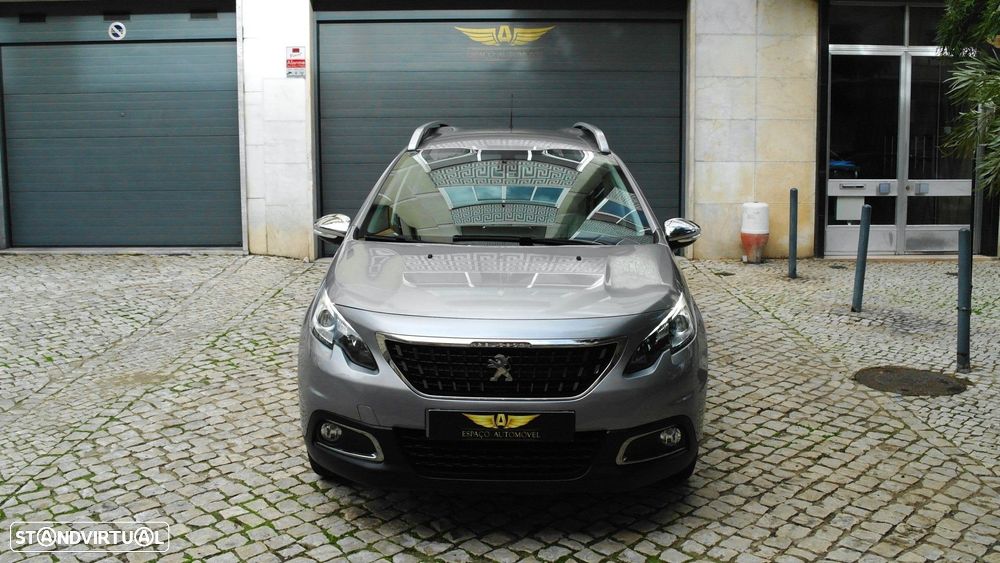 Peugeot 2008 1.2 PureTech Style - 3