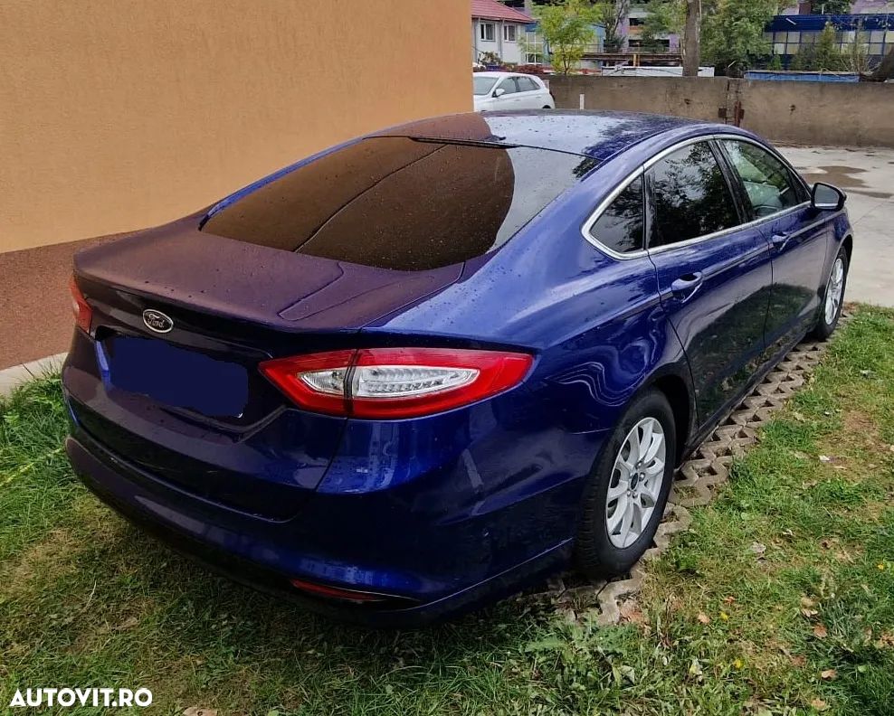 Ford Mondeo 2.0 HEV Titanium - 5