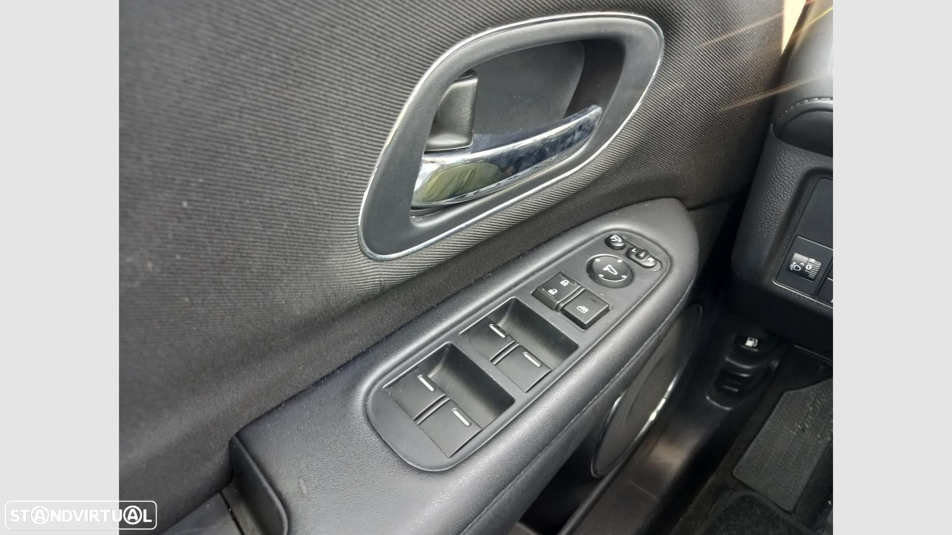 Honda HR-V 1.6 i-DTEC Elegance+Connect Navi - 19