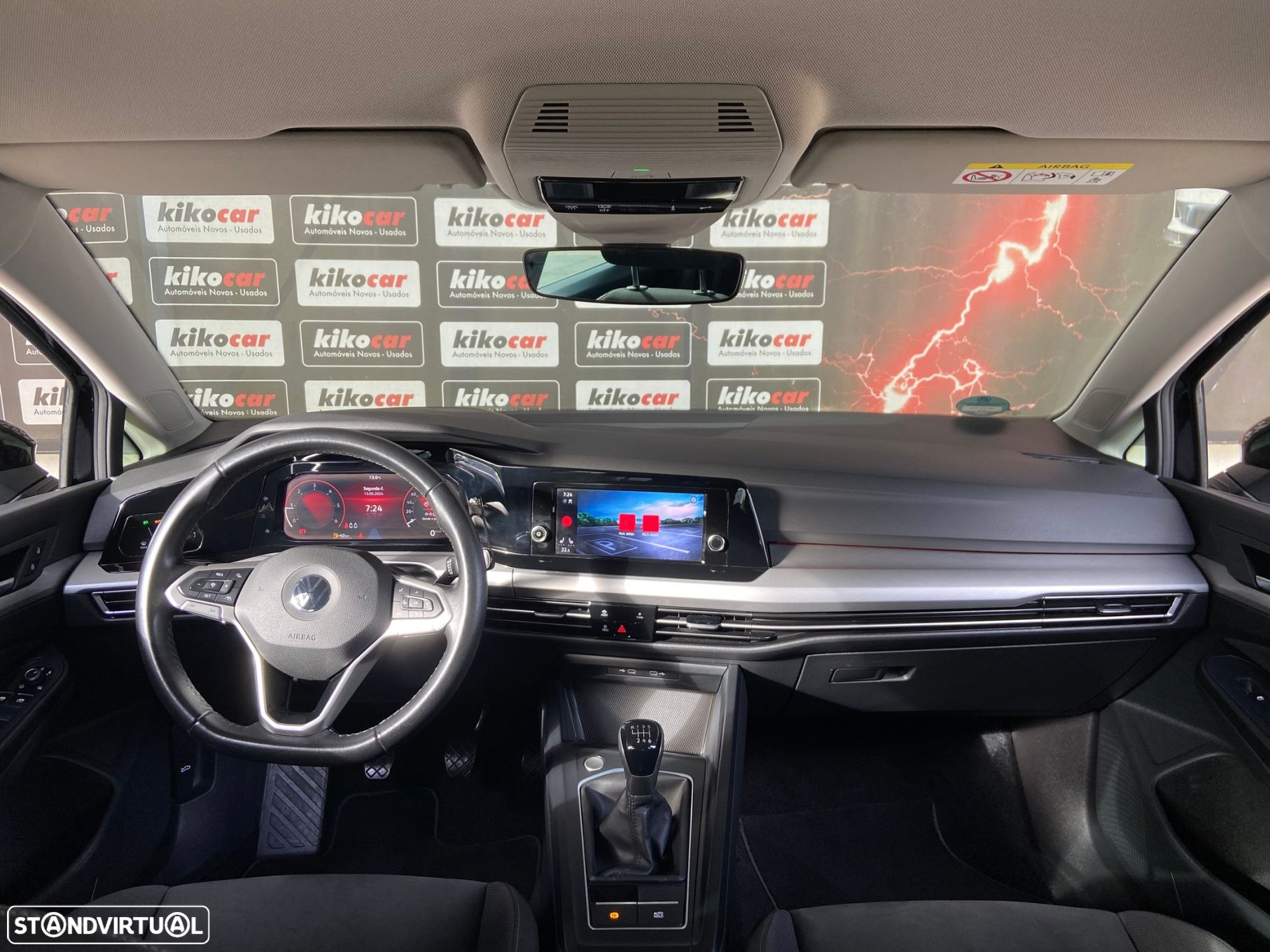 VW Golf 2.0 TDI Style - 22