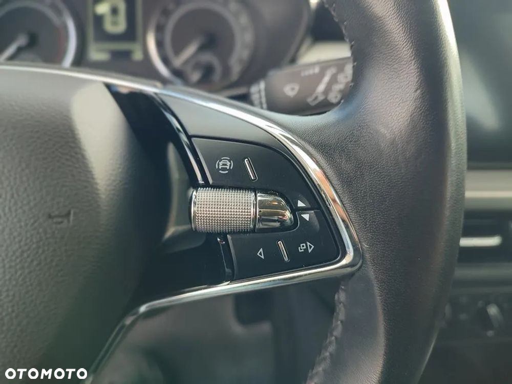 Skoda Fabia 1.0 Ambition - 16