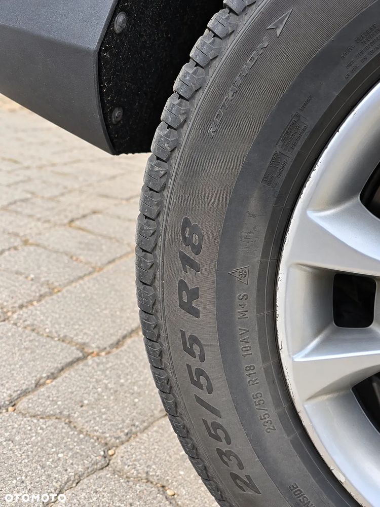 Ford Escape 2.0 EcoBoost AWD Titanium - 9