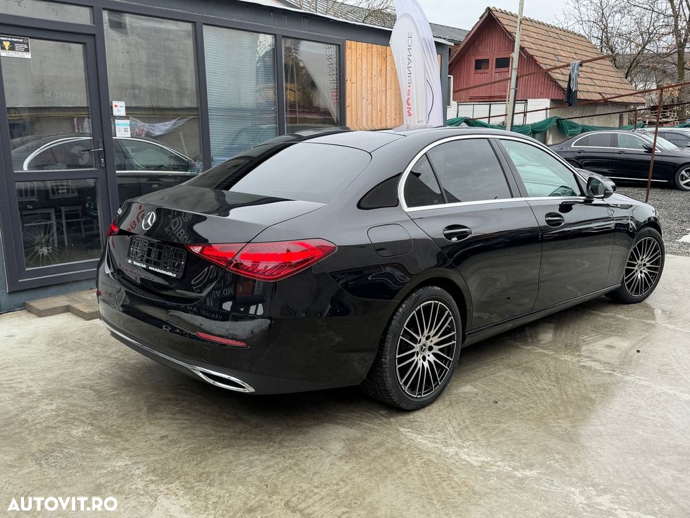 Mercedes-Benz C - 24