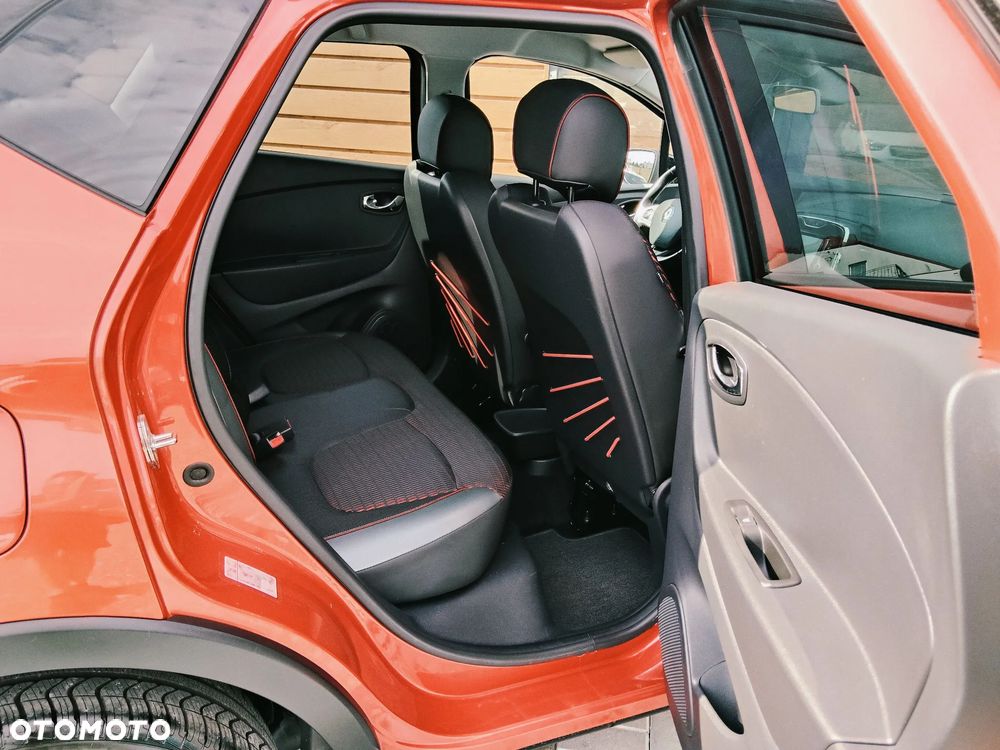 Renault Captur TCe 120 EDC Helly Hansen - 27