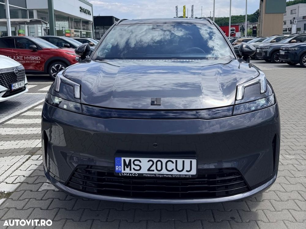 Lynk&Co 08 - 1