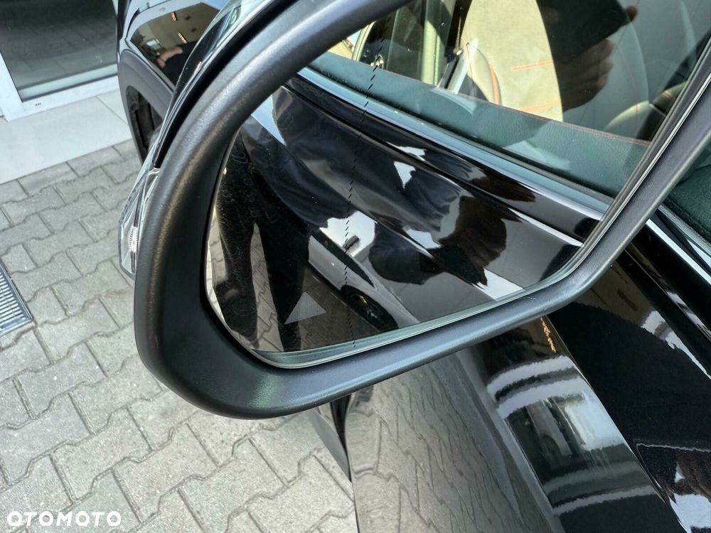 Mercedes-Benz GLB 200 d 4-Matic AMG Line 8G-DCT - 15