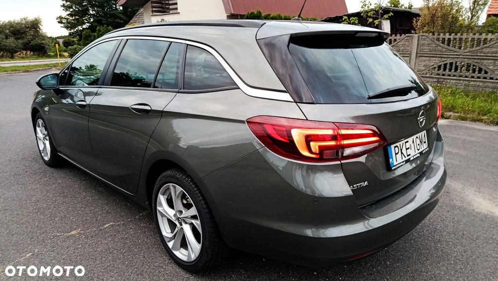 Opel Astra 1.4 Turbo 120 Jahre - 24