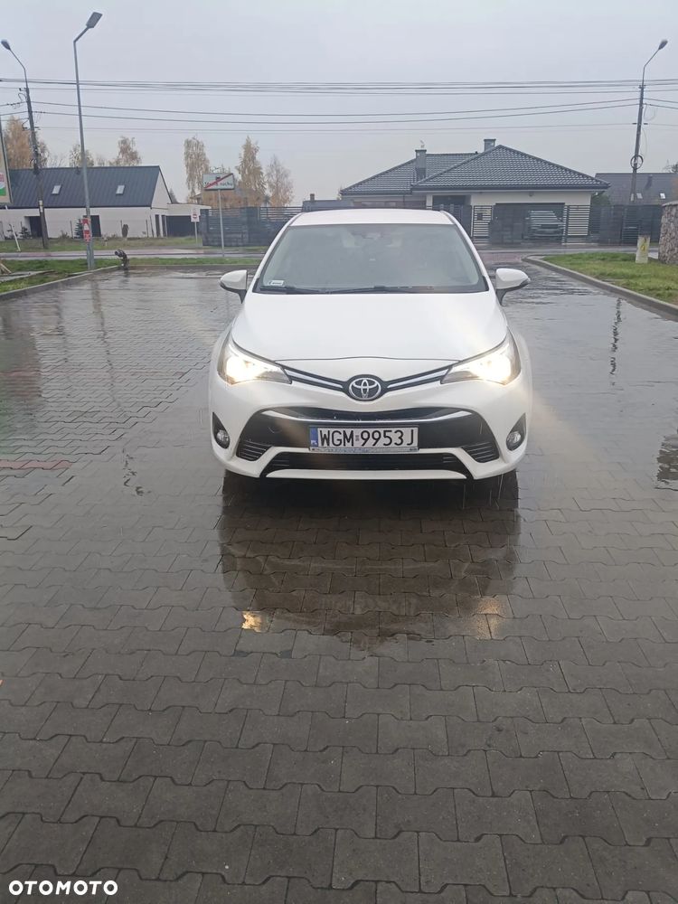 Toyota Avensis 2.0 D-4D Active Business - 8