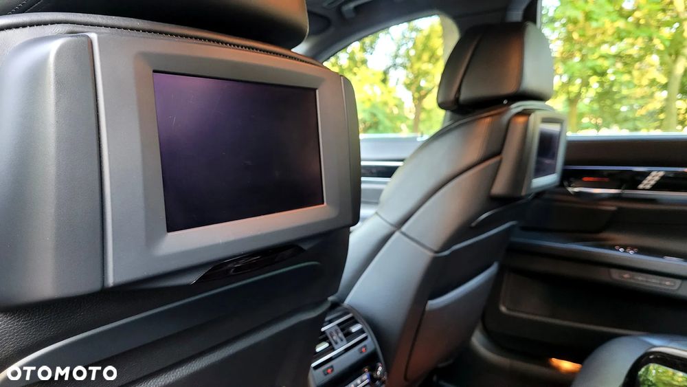 BMW-ALPINA B7 Bi-Turbo Switch-Tronic Allrad Langversion - 14
