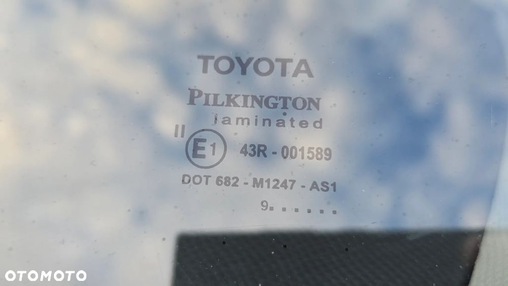 Toyota Yaris - 30