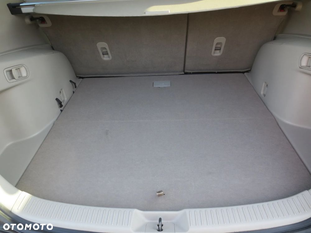 Mazda CX-7 2.2 CD Exclusive + - 9