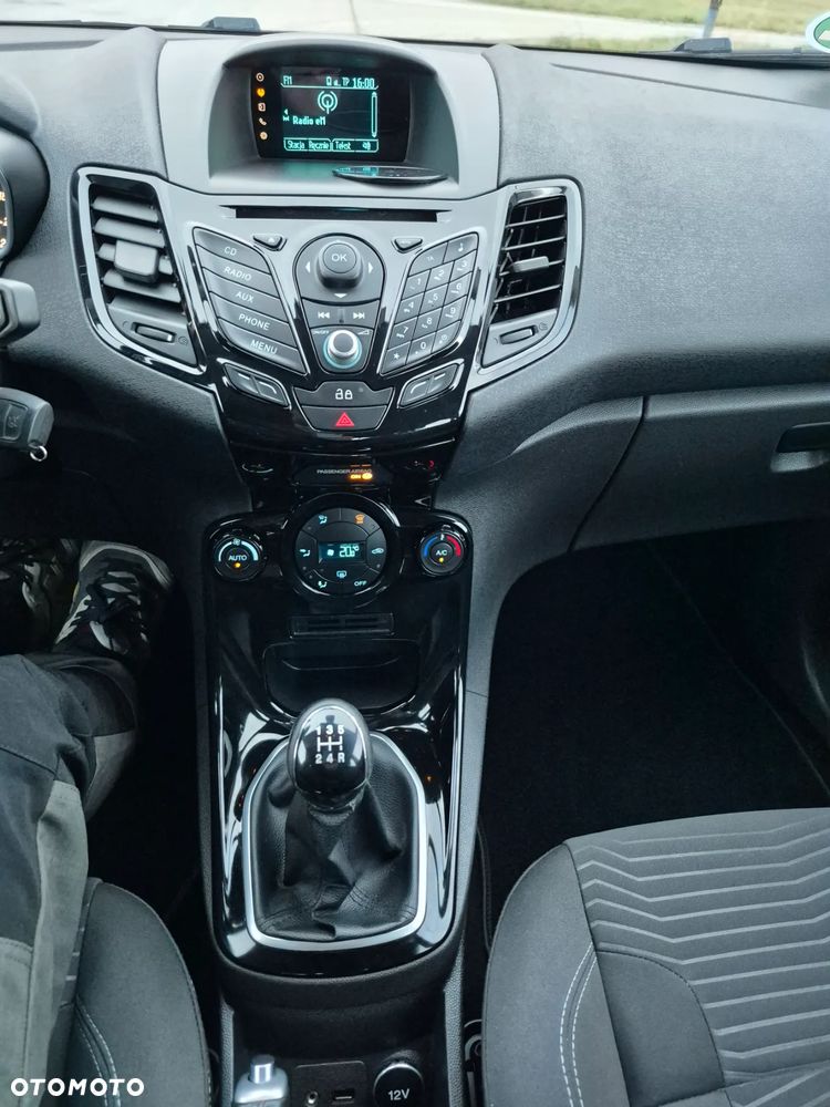 Ford Fiesta 1.6 TDCi Platinium X - 24