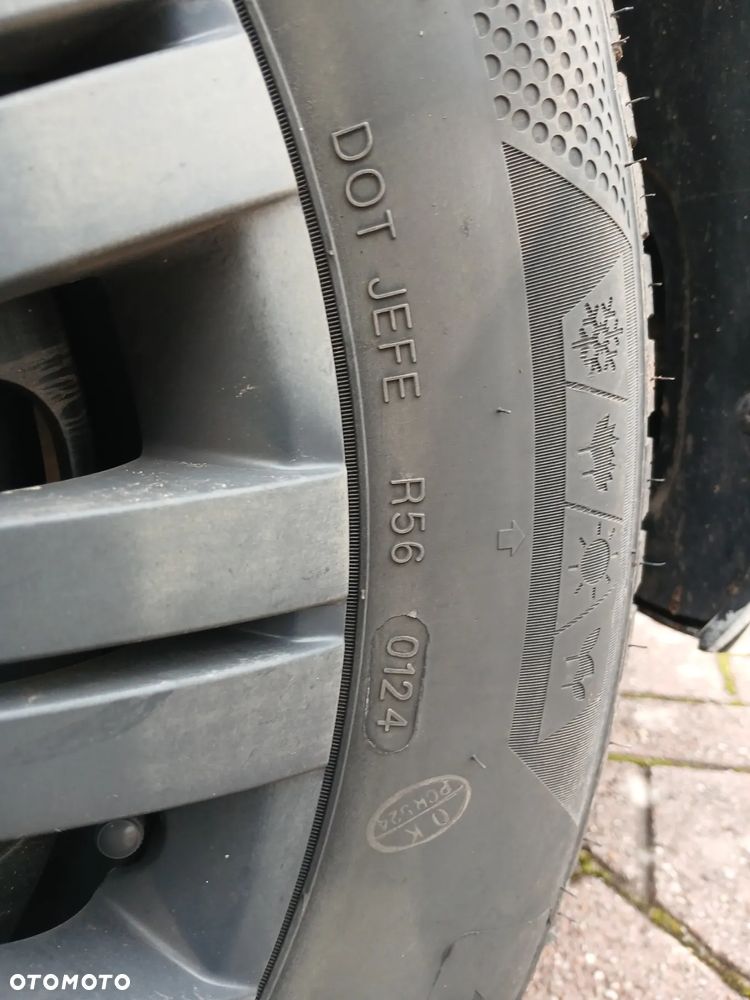 Volkswagen Caddy - 14