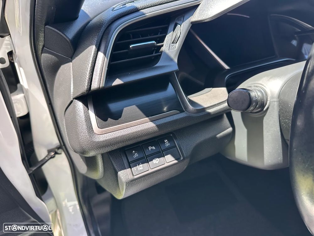 Honda Civic 1.0 i-VTEC Elegance Navi - 13