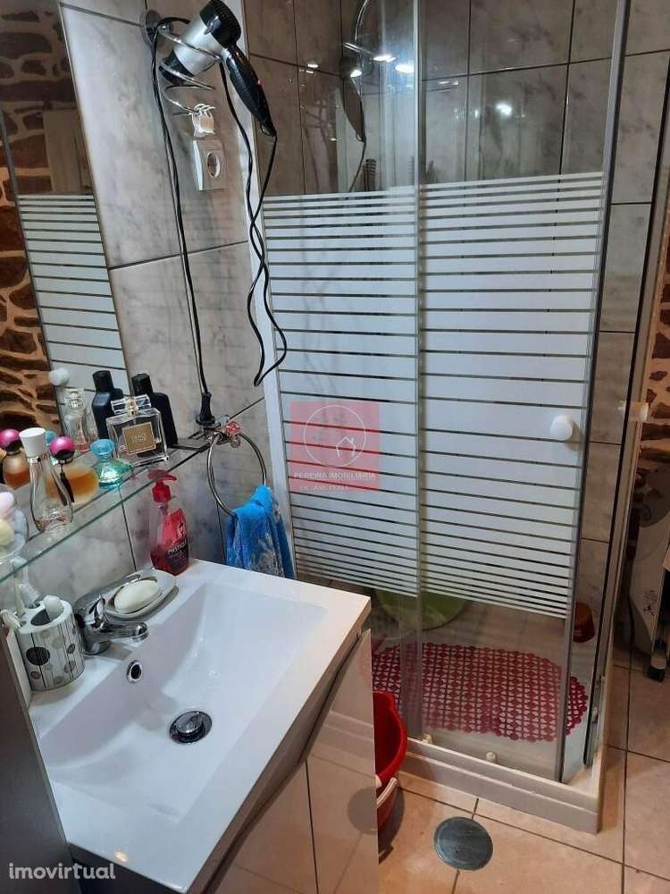 Venda Moradia - Grande imagem: 4/12