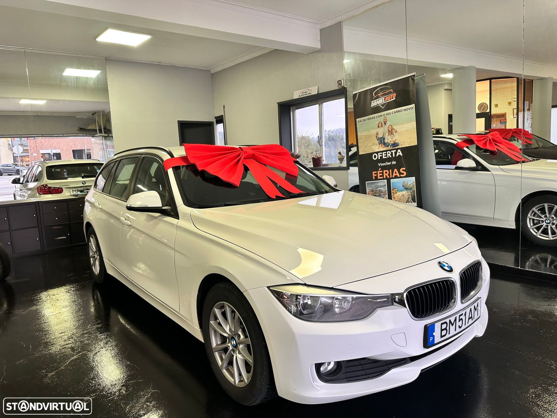 BMW 320 d Touring Auto Exclusive - 3