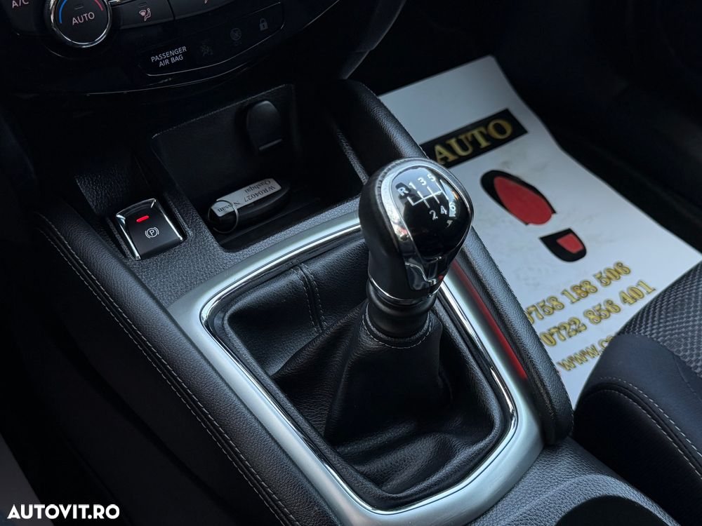 Nissan Qashqai 1.6 DCI TEKNA - 15