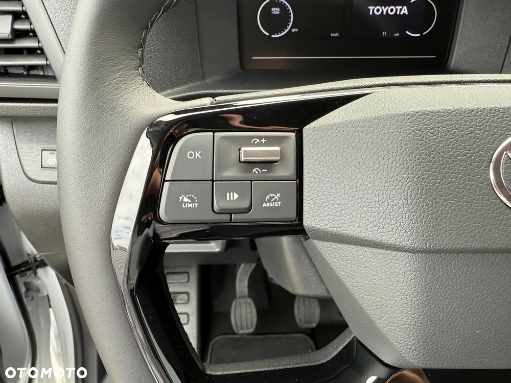 Toyota Proace Verso 2.0 D4-D Long Combi - 18