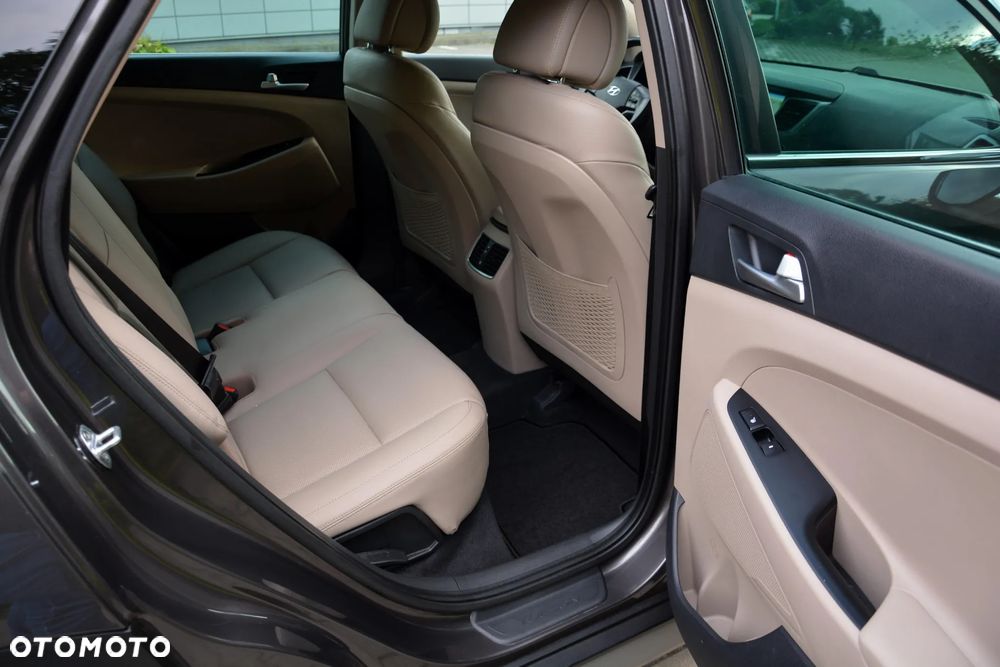 Hyundai Tucson - 32