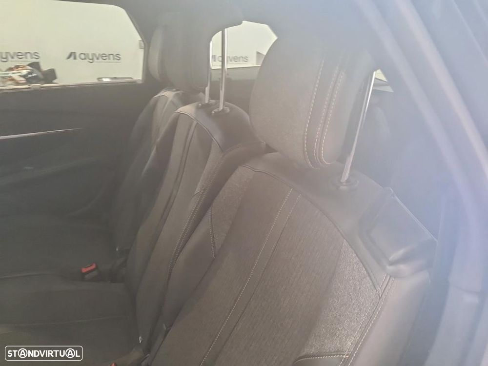 Peugeot 5008 1.5 BlueHDi GT EAT8 - 10