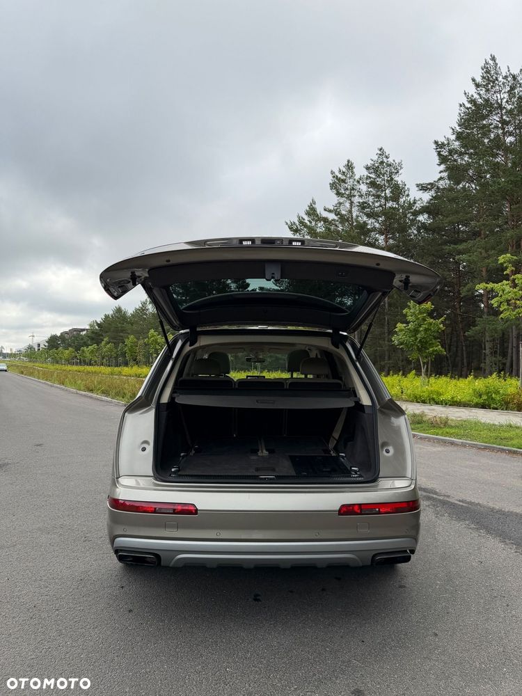 Audi Q7 3.0 TFSI Quattro Tiptronic - 22