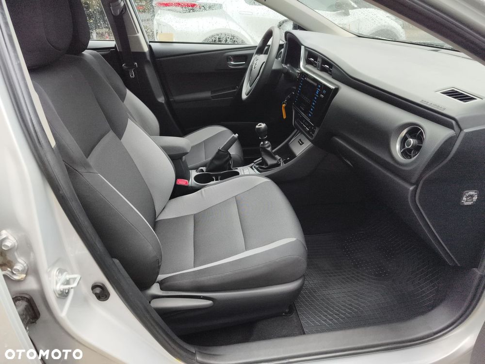 Toyota Auris 1.33 VVT-i Active - 10