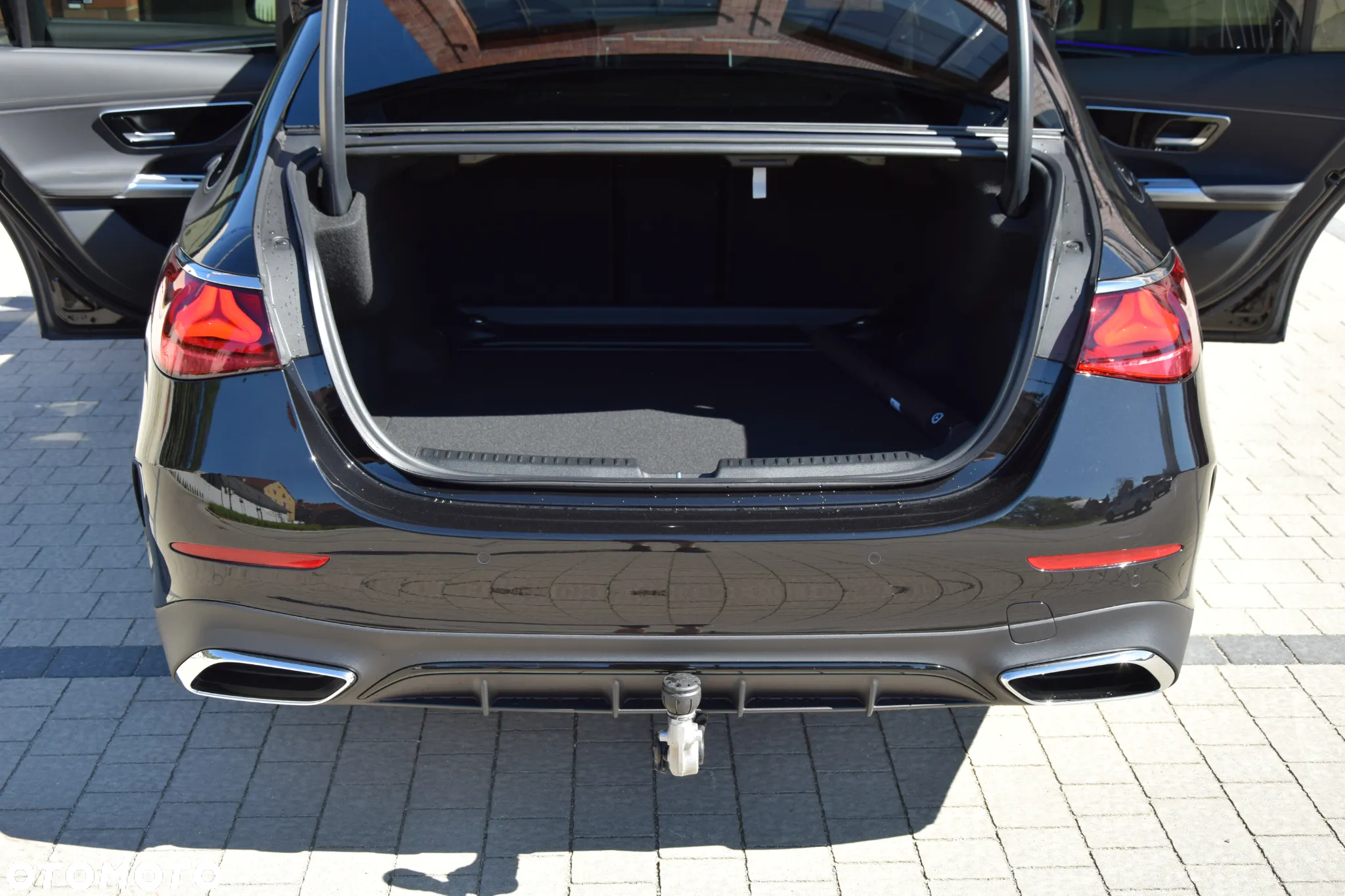 Mercedes-Benz Klasa E 220 d 4-Matic AMG/Avantgarde - 16