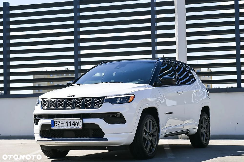 Jeep Compass - 4