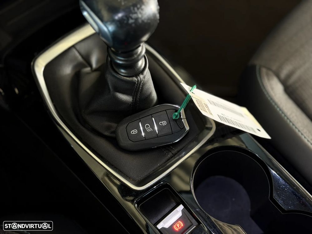 Peugeot 2008 BlueHDi 110 Allure - 27