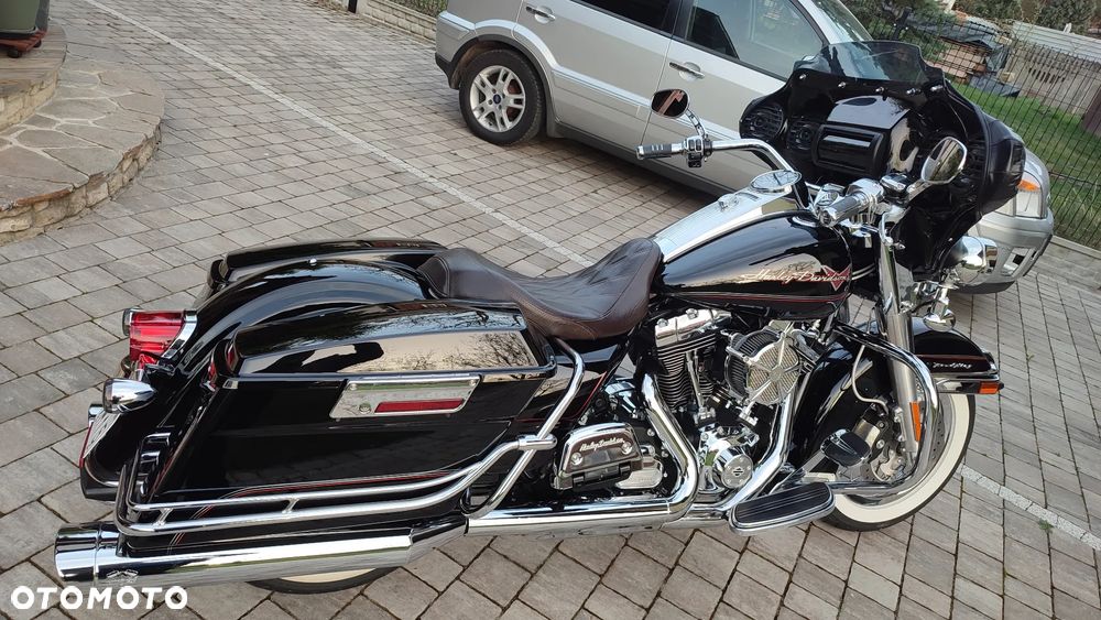 Harley-Davidson Touring Road King - 17